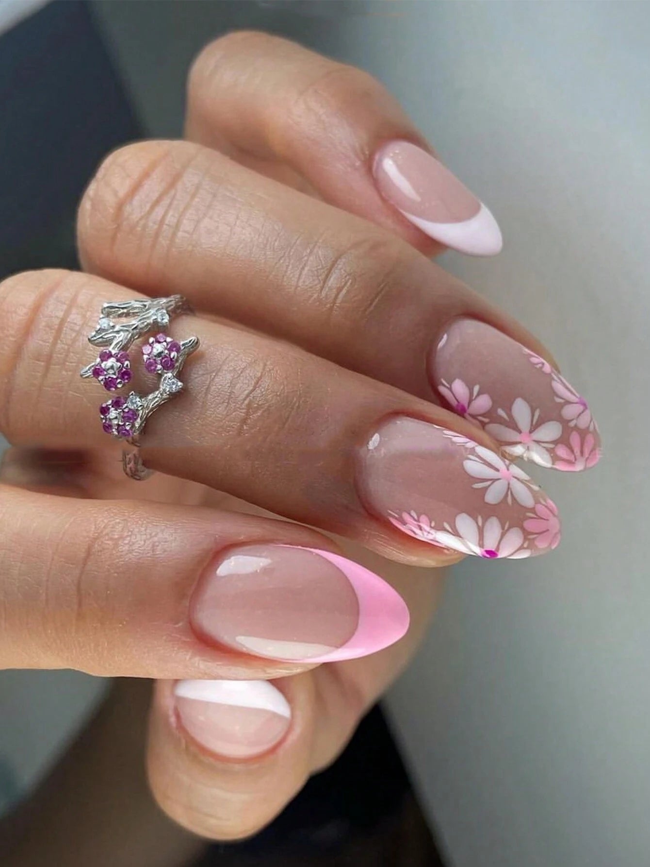 شي إن 24قطع Summer Model Short Nails وردي French