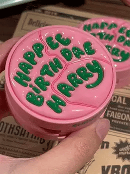 شيجلام Happee Birthdae Harry بلاشر - الصورة 7