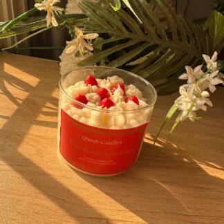 فراولة كريم شمعة معطرة in Glass Jar