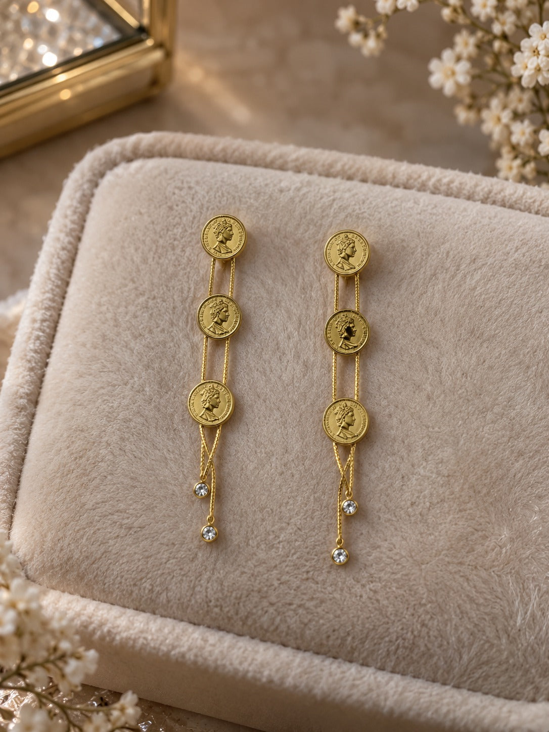 ستانلس ستيل ذهبي Triple Coin Drop Earrings